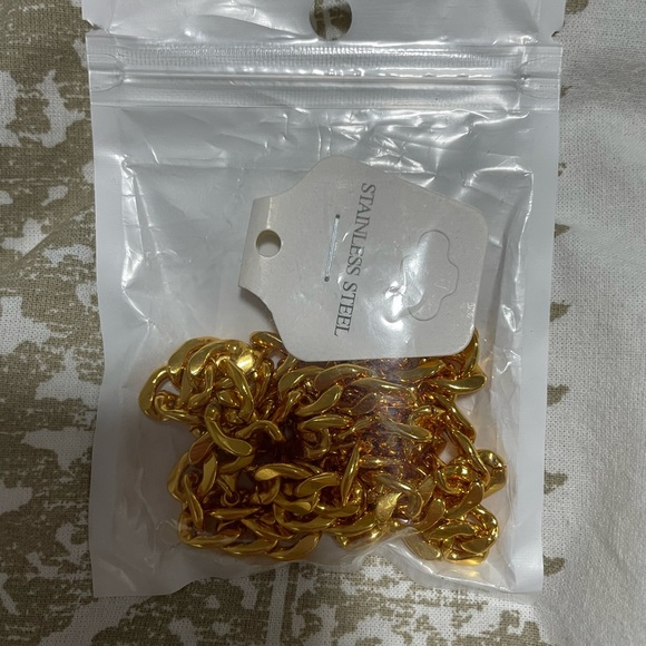 NWT Amazon TOOL GADGET Gold Chain Necklace, 24” - Picture 9 of 9